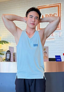 Chattanatip-Suranna-เสื้อกล้ามฟ้า