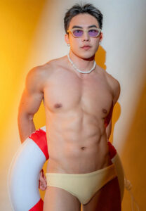 Chattanatip-Suranna-ใส่แว่น