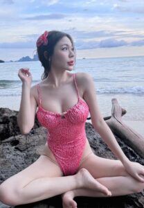 Suchaya-Thongsri-ดอกไม้ชมพู