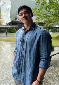 Kantawid Minwong-เสื้อเชิ้ตฟ้า