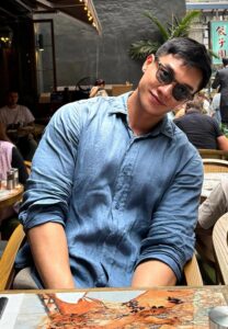 Kantawid Minwong-ใส่แว่น