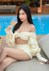 Nung-Ning-Alisa-พักผ่อน