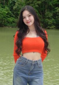 Mewww-เสื้อส้ม