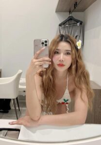 Ploynita-baiyok-เซลฟี่