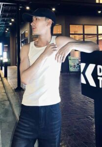 Hliw-Kuntapong-Panate-ใส่หมวก