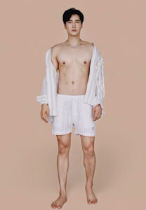 Thanawat-ชุดขาว