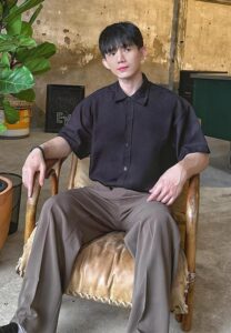 Kapaopehเสื้อเชิ้ตดำ-AV Kapaopehเสื้อเชิ้ตดำ-AV