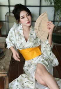 อร-ชุ-ดา สาวญุี่ปุ่น