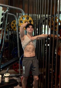 Keng Atthachai-017-Cute