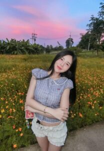 Miki Praiya-009-Attractive