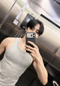 Sarawut-001-Gorgeous