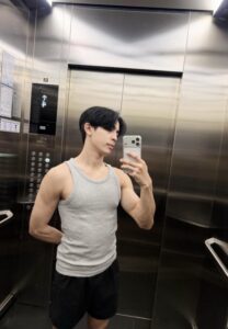 Sarawut-022-Gorgeous