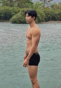 Solo Minoymany-003-Delightful