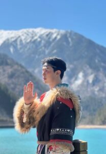 Solo Minoymany-013-Charming