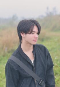 K kanokpon-002-Dazzling