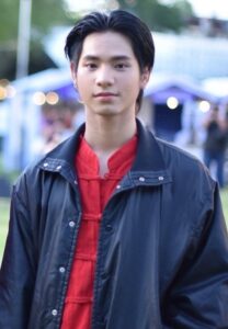 K kanokpon-006-Elegant