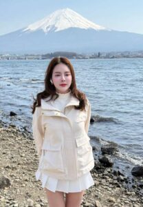 Tonkawll-012-Gorgeous