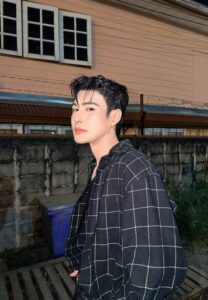 แจกวาร์ป Dew Teerapat-009-Dazzling